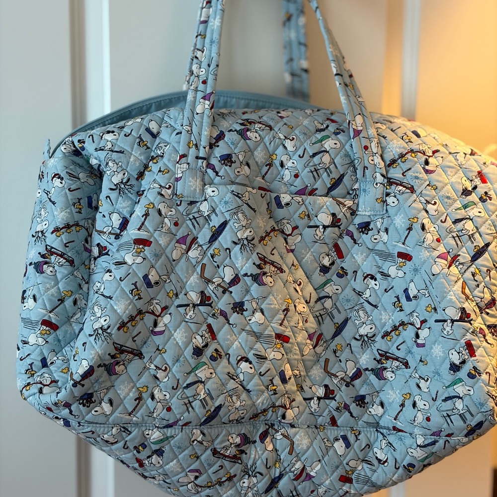 Vera Bradley Peanuts large travel duffel- ski jumping snoopy